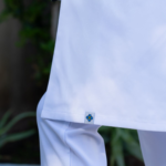 Tissu technique et finitions de la Blouse 2.0 Enhanced col officier