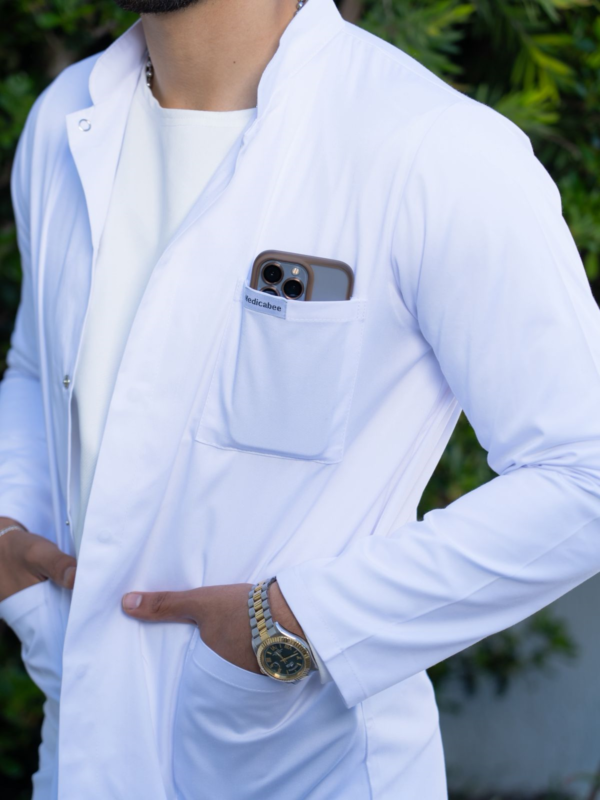 détail poches Blouse 2.0 col officier homme