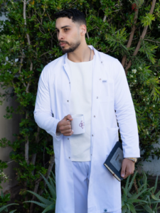 blouse médicale homme col officier blanche Medicabee vue de face